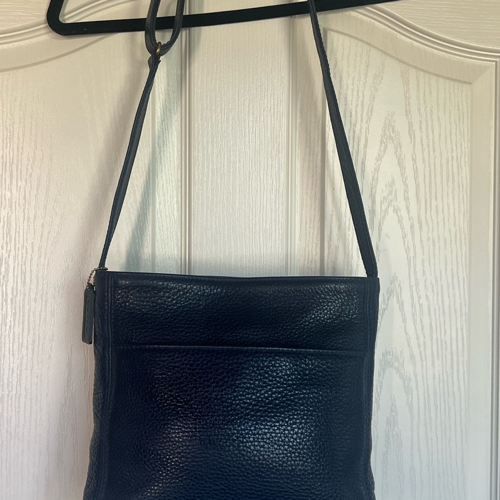 COACH Vintage Sonoma Pocket Zip Crossbody Bag in Navy Blue Pebbled Leather - Picture 2 of 11